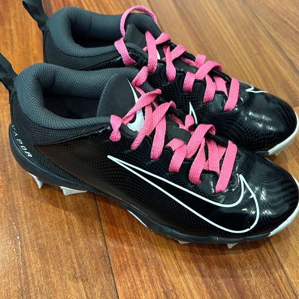 Nike Vapor Fastflex Youth Football Cleats Black Pink Size 2Y Kids Molded Cleats